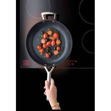 Le Creuset Toughened Non-Stick Shallow Frying Pan - Mimocook