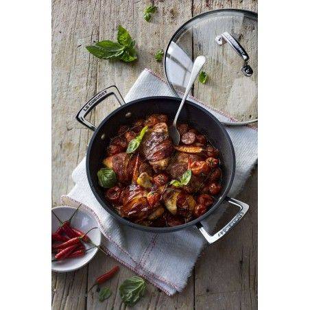 Le Creuset Toughened Non-Stick Shallow Casserole | Le Creuset | Mimocook