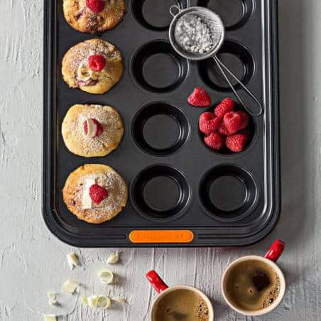 Le Creuset gehärtetes Antihaft-Backgeschirr 12 Tasse Muffinblech - Mimocook