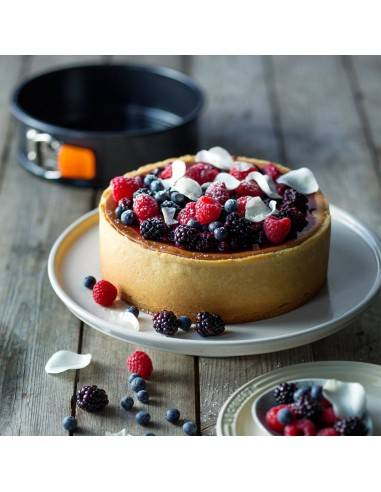 Le Creuset Round Cake Pan