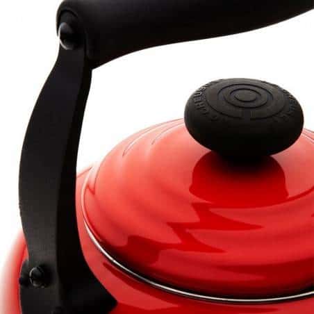 Le Creuset Traditional Kettle with Whistle - Mimocook