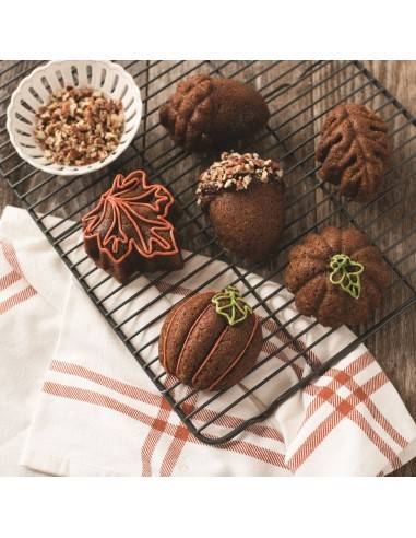 Forma Autumn Treats Cakelet Pan da Nordic Ware - Mimocook