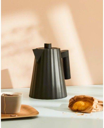 Alessi Plissé Black Electric Kettle 1 L | Alessi | Mimocook