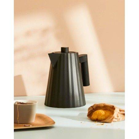 Alessi Plissé Black Electric Kettle 1 L | Alessi | Mimocook