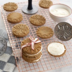 Nordic Ware Round Copper Cooling & Serving Grid - Bake from Scratch