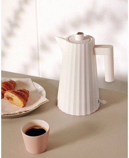 Hervidor eléctrico blanco de 1,7L Plissé Alessi | Alessi | Mimocook