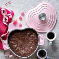 Le Creuset Classic Cast Iron Pink Heart Casseroles - Mimocook