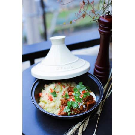 Staub Tajine Gusseisen Basis mit Keramik Kuppel 28cm - Mimocook