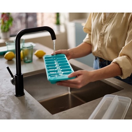 https://www.mimocook.com/32569-medium_default/joseph-joseph-flow-easy-fill-ice-cube-tray.jpg