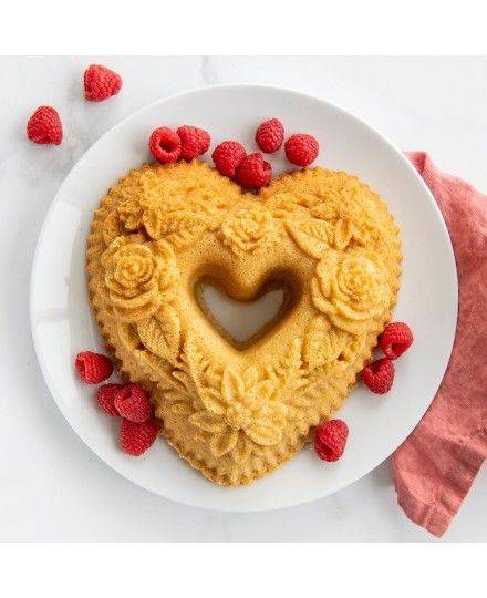 Floral Heart Bundt Pan da Nordic Ware | Nordic Ware | Mimocook