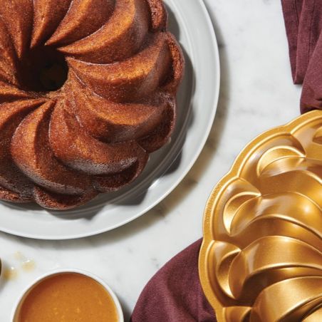 Nordic Ware Pirouette Bundt Pan