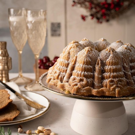 Forma Very Merry Bundt Pan da Nordic Ware - Mimocook