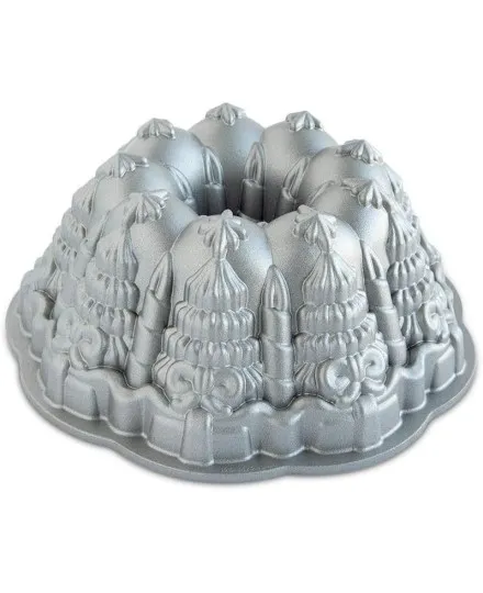 Forma Very Merry Bundt Pan da Nordic Ware - Mimocook