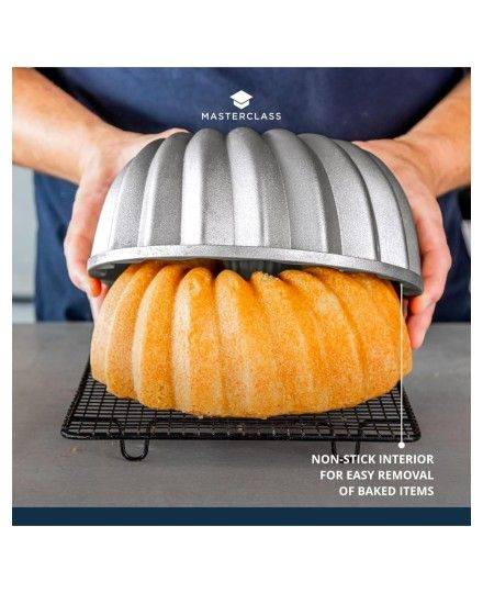 MasterClass Non-Stick Cast Aluminium Decorative Cake Tin, Swirl | Kitchen Craft | Mimocook