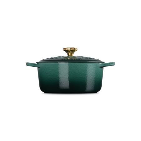 Cocotte com Relevos de Natal e Pega em Estrela 24cm Le Creuset