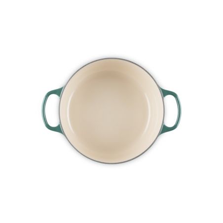 Cocotte com Relevos de Natal e Pega em Estrela 24cm Le Creuset
