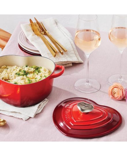 Cocotte Cœur en fonte émaillée avec bouton cœur Le Creuset | Le Creuset | Mimocook