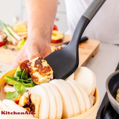 KitchenAid Espátula Turner Sólida Classic 34 cm | KitchenAid | Mimocook