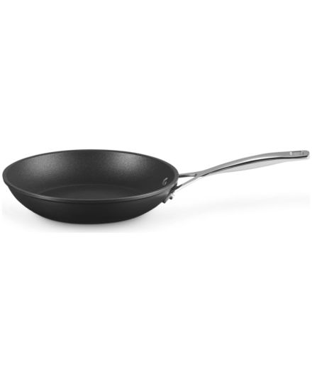 Le Creuset Toughened Non-Stick Shallow Frying Pan | Le Creuset | Mimocook