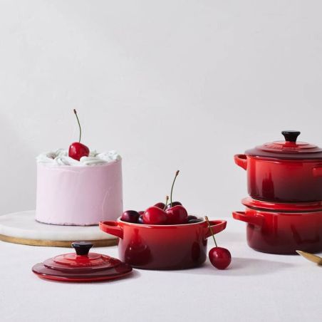 Le Creuset Mini Cocotte mit farbigem Knauf