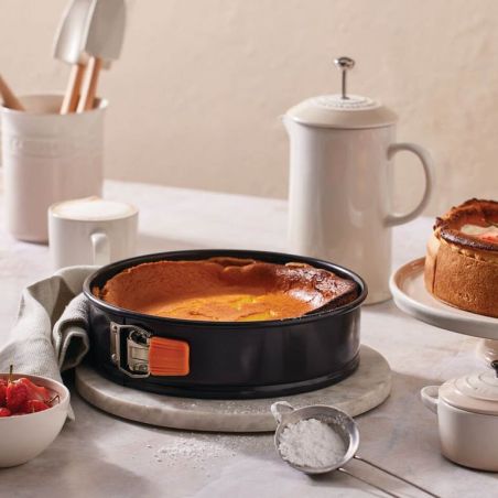 Moule à manqué avec fond amovible Le Creuset | Le Creuset | Mimocook