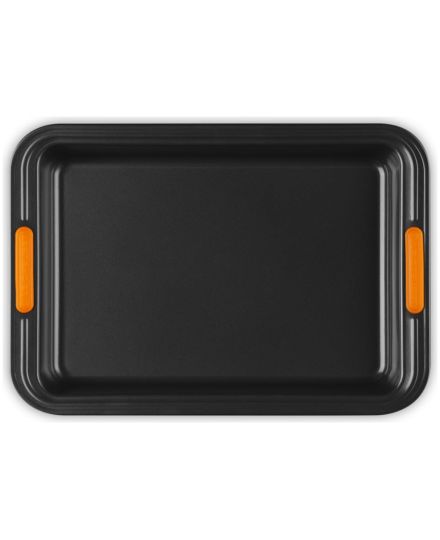 Le Creuset Toughened Non-Stick Bakeware Rectangular Cake Tin | Le Creuset | Mimocook