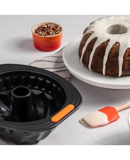Le Creuset Kugelhopf Cake Tin 22 cm | Le Creuset | Mimocook
