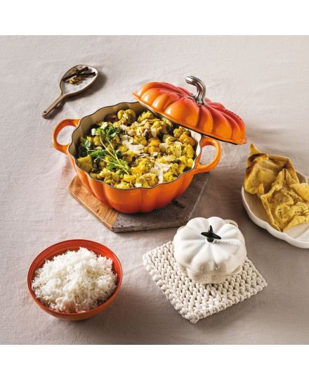 Le Creuset Cast Iron Pumpkin Casserole 24 cm | Le Creuset | Mimocook