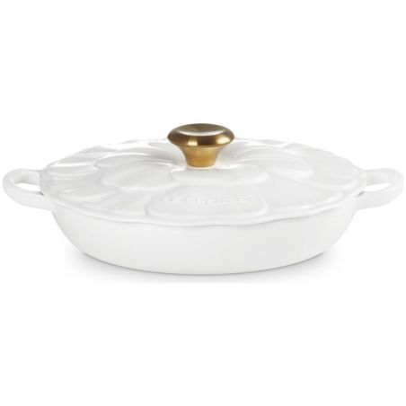 Le Creuset Cast Iron Petal Shallow Casserole 26 cm | Le Creuset | Mimocook