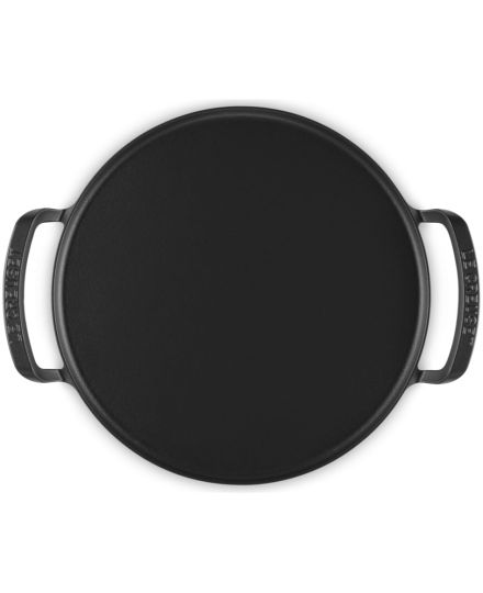 Le Creuset Runde BBQ Outdoor Pizzapfanne aus Gusseisen in Mattschwarz 35 cm | Le Creuset | Mimocook
