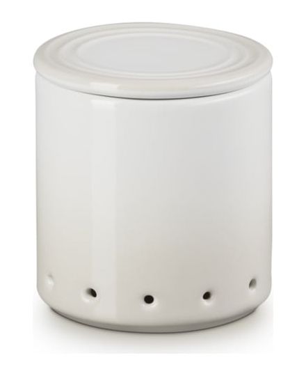 Le Creuset Stoneware Signature Garlic Keeper Meringue | Le Creuset | Mimocook
