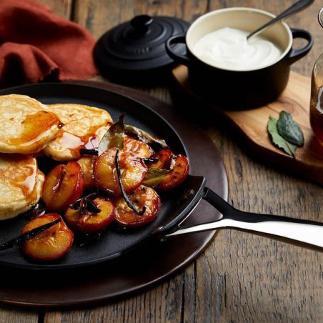 Le Creuset Toughened Non-Stick Crepe Pan | Le Creuset | Mimocook