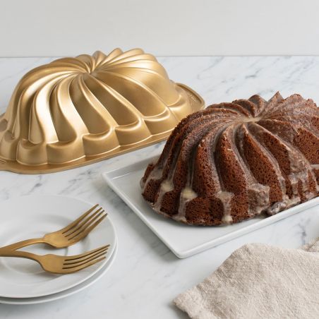 Nordic Ware Moule Pirouette Loaf Pan | Nordic Ware | Mimocook