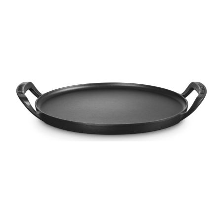 Le Creuset Runde BBQ Outdoor Pizzapfanne aus Gusseisen in Mattschwarz 35 cm | Le Creuset | Mimocook