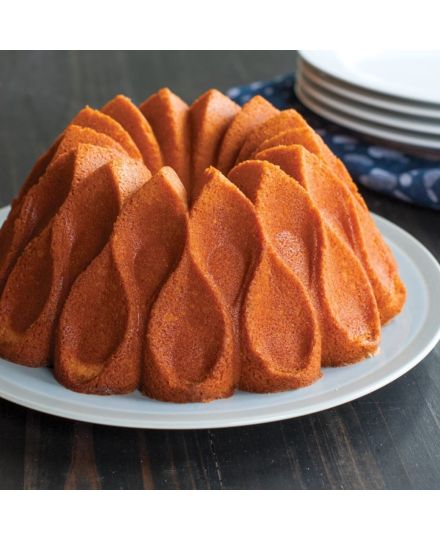 Nordic Ware Crown Bundt Pan | Nordic Ware | Mimocook