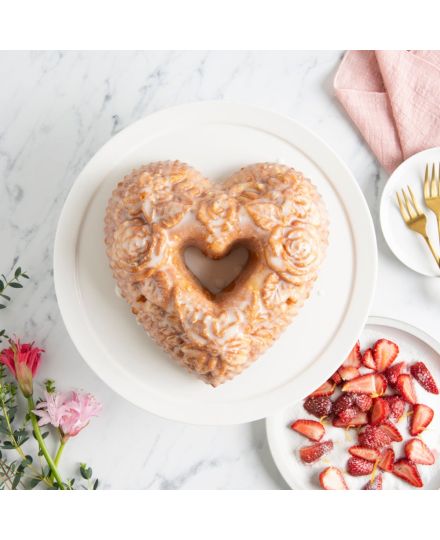 Nordic Ware Floral Heart Bundt Pan | Nordic Ware | Mimocook