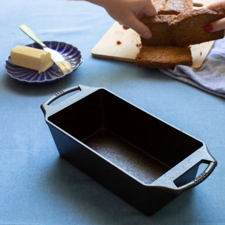 Lodge Seasoned Cast Iron Loaf Pan 21.5 x 11.4 cm | Lodge | Mimocook