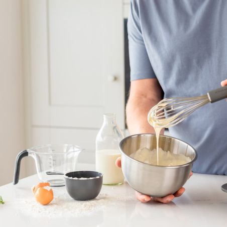 KitchenAid Fouet de Cuisine 27 cm Gris Charcoal | KitchenAid | Mimocook