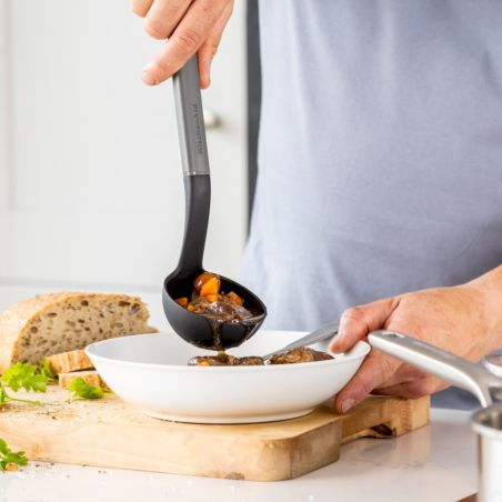 KitchenAid Cucharón 30 cm Gris Charcoal | KitchenAid | Mimocook