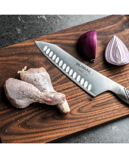 Global G-83 Orientalisches Santoku mit Kullenschliff 18 cm | Global | Mimocook