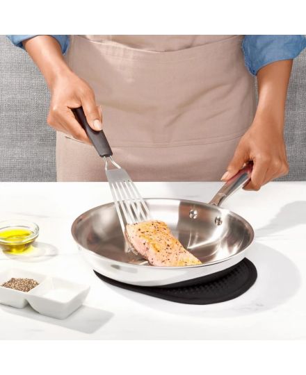 OXO Good Grips Little Fish Turner | OXO | Mimocook