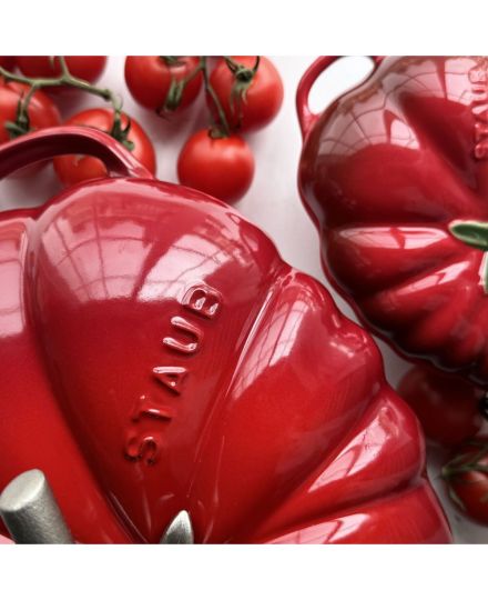 Staub Cocotte Tomate en Fonte Emaillee 25cm | Staub | Mimocook