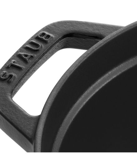 Staub Oval Cocotte in Enamelled Cast Iron 27cm | Staub | Mimocook