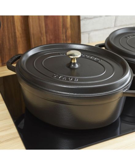 Staub Cocotte Ovale en Fonte Emaillee 27cm | Staub | Mimocook