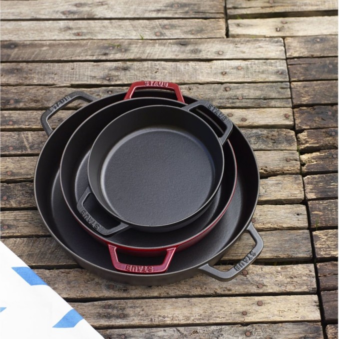 Staub frying pan with two handles in Enamelled Cast Iron 20cm | Staub | Mimocook