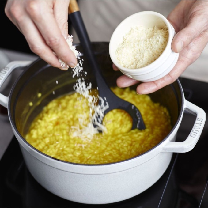 Staub Cuillere a Risotto en Bois et Silicone 31cm | Staub | Mimocook