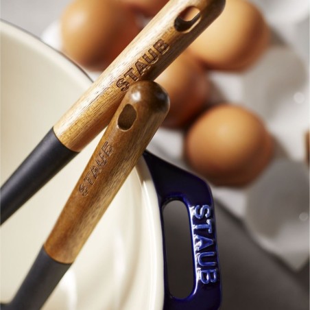 Staub Pastry Brush in Wood and Silicone 22cm | Staub | Mimocook