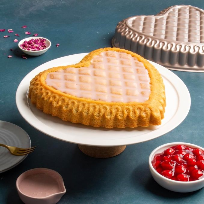 Nordic Ware Forma Quilted Heart Cake Pan
